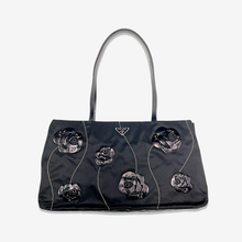 Carica l'immagine nel visualizzatore di Gallery, Prada "Flowers" Shoulder Bag