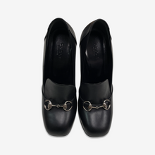 Carica l'immagine nel visualizzatore di Gallery, Gucci "Horsebit" 2000s