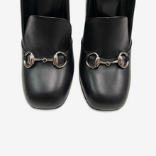 Carica l'immagine nel visualizzatore di Gallery, Gucci "Horsebit" 2000s