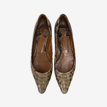 Carica l'immagine nel visualizzatore di Gallery, Chloè "Phyton" Flat 2000s