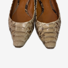 Carica l'immagine nel visualizzatore di Gallery, Chloè "Phyton" Flat 2000s