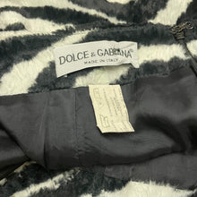 Carica l'immagine nel visualizzatore di Gallery, Dolce e Gabbana "Zebra" Faux Fur mini Skirt
