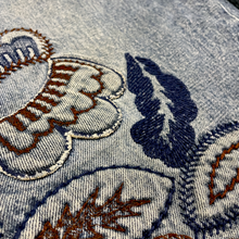 Carica l'immagine nel visualizzatore di Gallery, Roberto Cavalli "Embroidered" Jeans