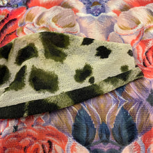 Carica l'immagine nel visualizzatore di Gallery, Kenzo Jeans "Flowers Animalier" Print Mesh Top