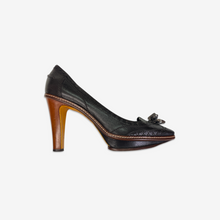 Carica l'immagine nel visualizzatore di Gallery, Celine Leather Tassel Loafers Pumps 2000s