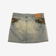 Carica l'immagine nel visualizzatore di Gallery, D&G "Military" Mini skirt