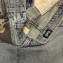 Carica l'immagine nel visualizzatore di Gallery, D&G "Military" Mini skirt