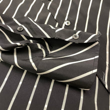 Carica l'immagine nel visualizzatore di Gallery, Gucci "Tom Ford Era" Silk Shirt Cruise 2001
