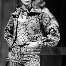 Carica l'immagine nel visualizzatore di Gallery, Vivienne Westwood Lace Print Jeans "Always On Camera" F/W 1992