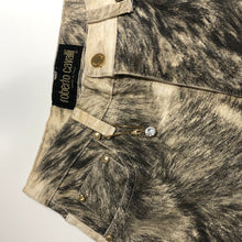 Carica l'immagine nel visualizzatore di Gallery, Roberto Cavalli Jeans Fur pattern and charm