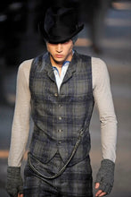 Carica l'immagine nel visualizzatore di Gallery, Alexander McQueen Jacket F/W 2009