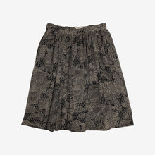 Carica l'immagine nel visualizzatore di Gallery, Mila Schon Boutique "Flower" Skirt