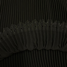 Carica l'immagine nel visualizzatore di Gallery, Issey Miyake Pleated Skirt