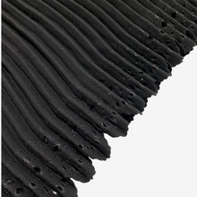 Carica l'immagine nel visualizzatore di Gallery, Issey Miyake Pleated Skirt