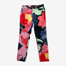 Carica l'immagine nel visualizzatore di Gallery, Just Cavalli "Flowers" Printed Jeans