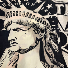 Carica l'immagine nel visualizzatore di Gallery, Versace Jeans Couture "New York" Shirt