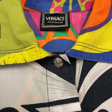 Carica l'immagine nel visualizzatore di Gallery, Versace Jeans Couture "New York" Shirt