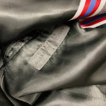 Carica l'immagine nel visualizzatore di Gallery, Alexander McQueen Jacket