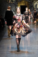 Carica l'immagine nel visualizzatore di Gallery, Dolce e Gabbana Fall / Winter 2012 Top