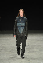 Carica l&#39;immagine nel visualizzatore di Gallery, Rick Owens Jacket &quot;Release&quot; Runway S/S 2010
