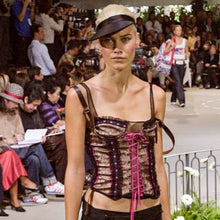 Carica l&#39;immagine nel visualizzatore di Gallery, D&amp;G &quot;Laces&quot; Corset S/S 2002
