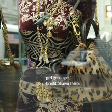 Carica l&#39;immagine nel visualizzatore di Gallery, Roberto Cavalli &quot;Art Nouveau&quot; Jeans F/W 2006
