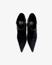Carica l&#39;immagine nel visualizzatore di Gallery, Gucci Black Monogram Boots Tom Ford Era 2000s
