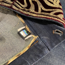 Carica l&#39;immagine nel visualizzatore di Gallery, Roberto Cavalli &quot;Art Nouveau&quot; Jeans F/W 2006
