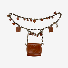 Carica l&#39;immagine nel visualizzatore di Gallery, D&amp;G Chain Belt &quot;Fate l&#39;amore non la guerra&quot;
