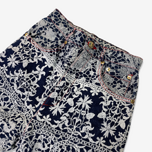 Carica l&#39;immagine nel visualizzatore di Gallery, Vivienne Westwood Lace Print Jeans &quot;Always On Camera&quot; F/W 1992

