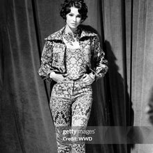 Carica l&#39;immagine nel visualizzatore di Gallery, Vivienne Westwood Lace Print Jeans &quot;Always On Camera&quot; F/W 1992
