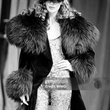 Carica l&#39;immagine nel visualizzatore di Gallery, Vivienne Westwood Lace Print Jeans &quot;Always On Camera&quot; F/W 1992
