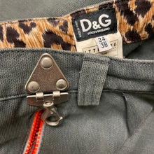 Carica l&#39;immagine nel visualizzatore di Gallery, D&amp;G &quot;Fun is my life&quot; Pants
