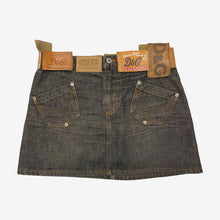 Carica l&#39;immagine nel visualizzatore di Gallery, D&amp;G Labels Mini Skirt
