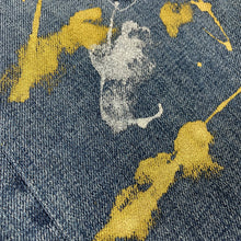 Carica l&#39;immagine nel visualizzatore di Gallery, Dolce &amp; Gabbana Dripping Jeans
