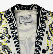 Carica l&#39;immagine nel visualizzatore di Gallery, Gilet Versus by Gianni Versace
