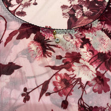 Carica l&#39;immagine nel visualizzatore di Gallery, Roberto Cavalli &quot;Flowers&quot; Mesh top
