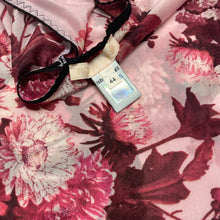Carica l&#39;immagine nel visualizzatore di Gallery, Roberto Cavalli &quot;Flowers&quot; Mesh top
