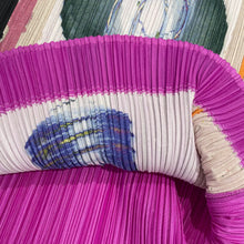 Carica l&#39;immagine nel visualizzatore di Gallery, Rare Pleats Please Issey Miyake Printed Shirt
