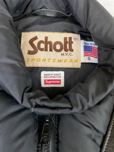 Carica l&#39;immagine nel visualizzatore di Gallery, Supreme/Schott Down Leather Vest Puffy Jacket
