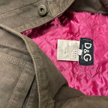Carica l&#39;immagine nel visualizzatore di Gallery, D&amp;G &quot;Labels&quot; Jacket
