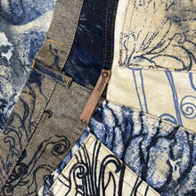 Carica l&#39;immagine nel visualizzatore di Gallery, Just Cavalli &quot;Flowers&quot; Printed Jeans
