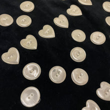 Carica l&#39;immagine nel visualizzatore di Gallery, Moschino Cheap &amp; Chic &quot;Plastic Hearts&quot; Skirt
