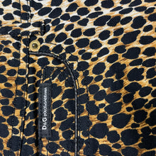 Carica l&#39;immagine nel visualizzatore di Gallery, D&amp;G &quot;Leopard&quot; Mini Skirt

